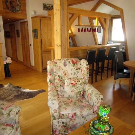 Astoria Penthouse Апартаменти *