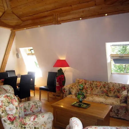 Astoria Penthouse Апартаменти Шамоні